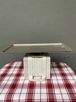 Vintage Landers Frary and Clark Kitchen Scale
