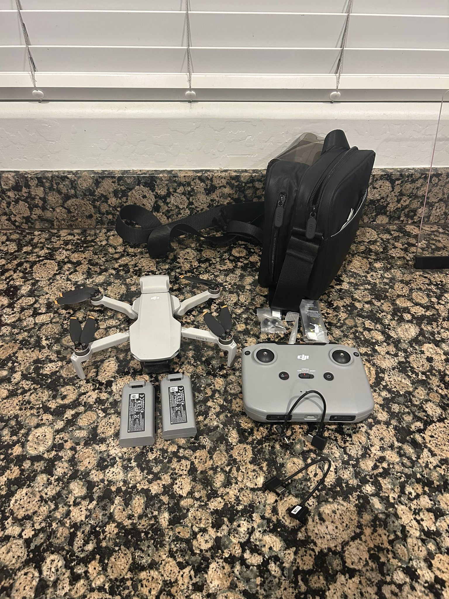 DJI drone Mini 2 - Switch OLED - Meta Quest 2 VR