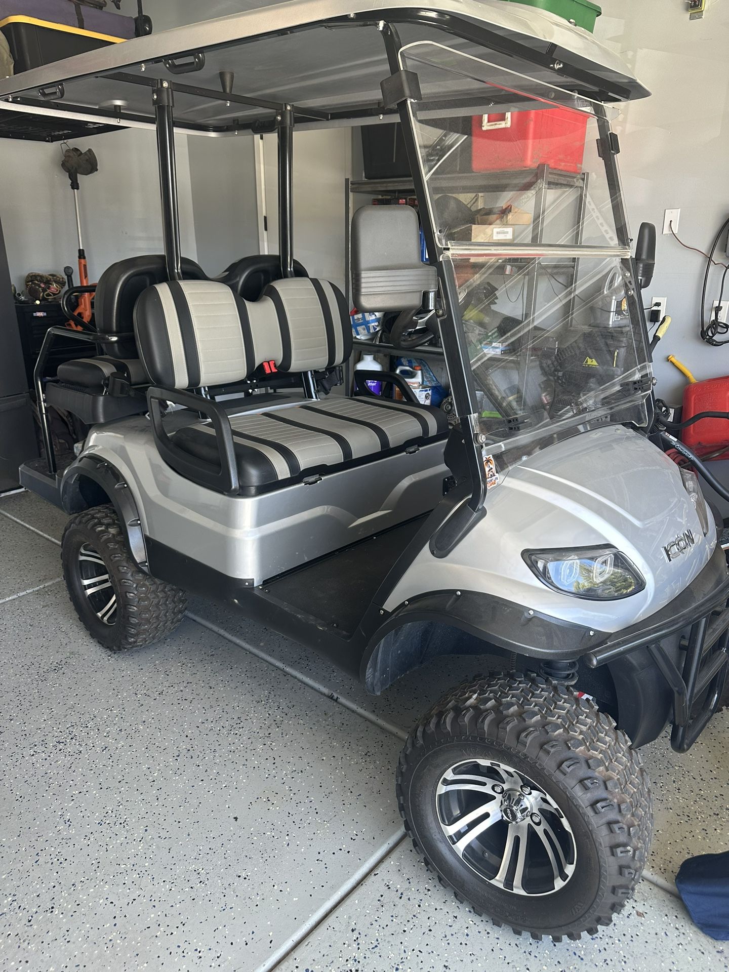 Icon Golf Cart