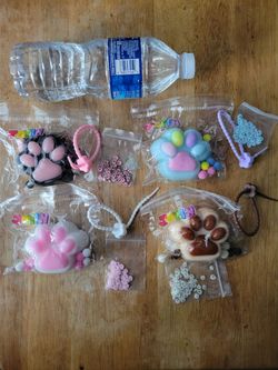 JOYIN Taba paw squishy toy