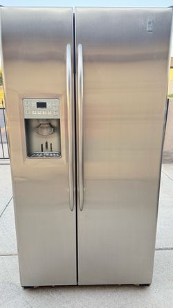 REFRIGERATOR GE STAINLESS STEEL