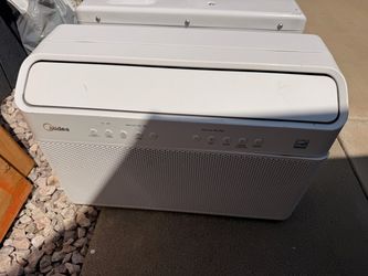 Midea 8,000 BTU DOE U-Shaped Smart Window Air Conditioner