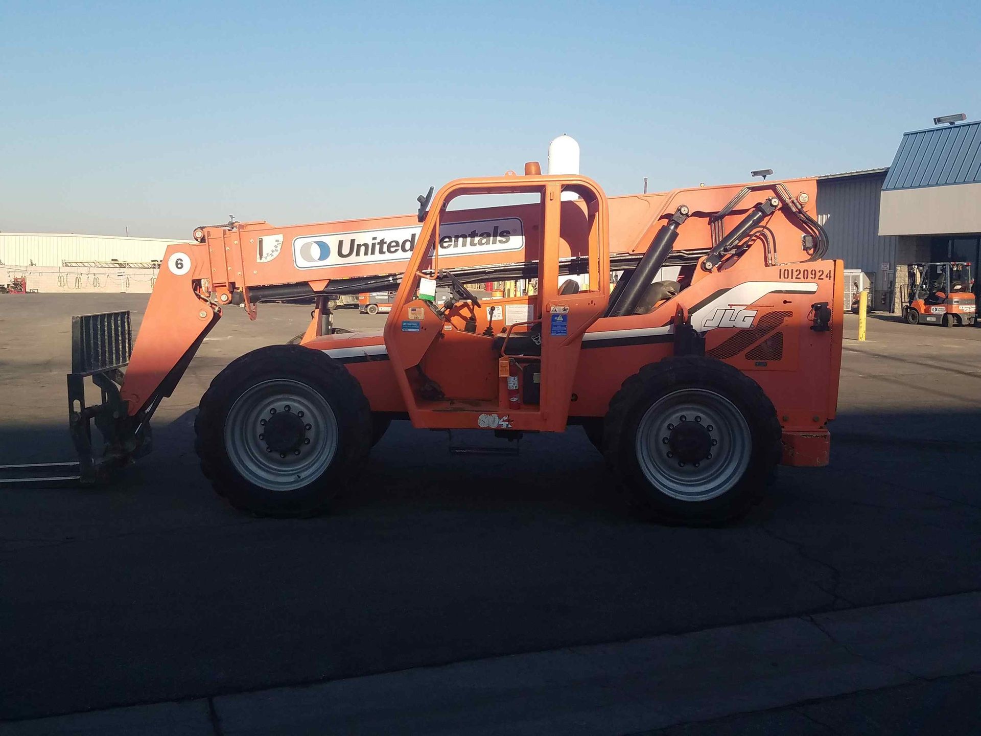 Skytrak Reach Forklift 