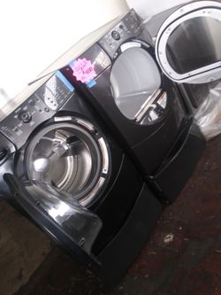 SALE PRICE !!! Kenmore front load washer and dryer set working perfectly with 4 months warranty