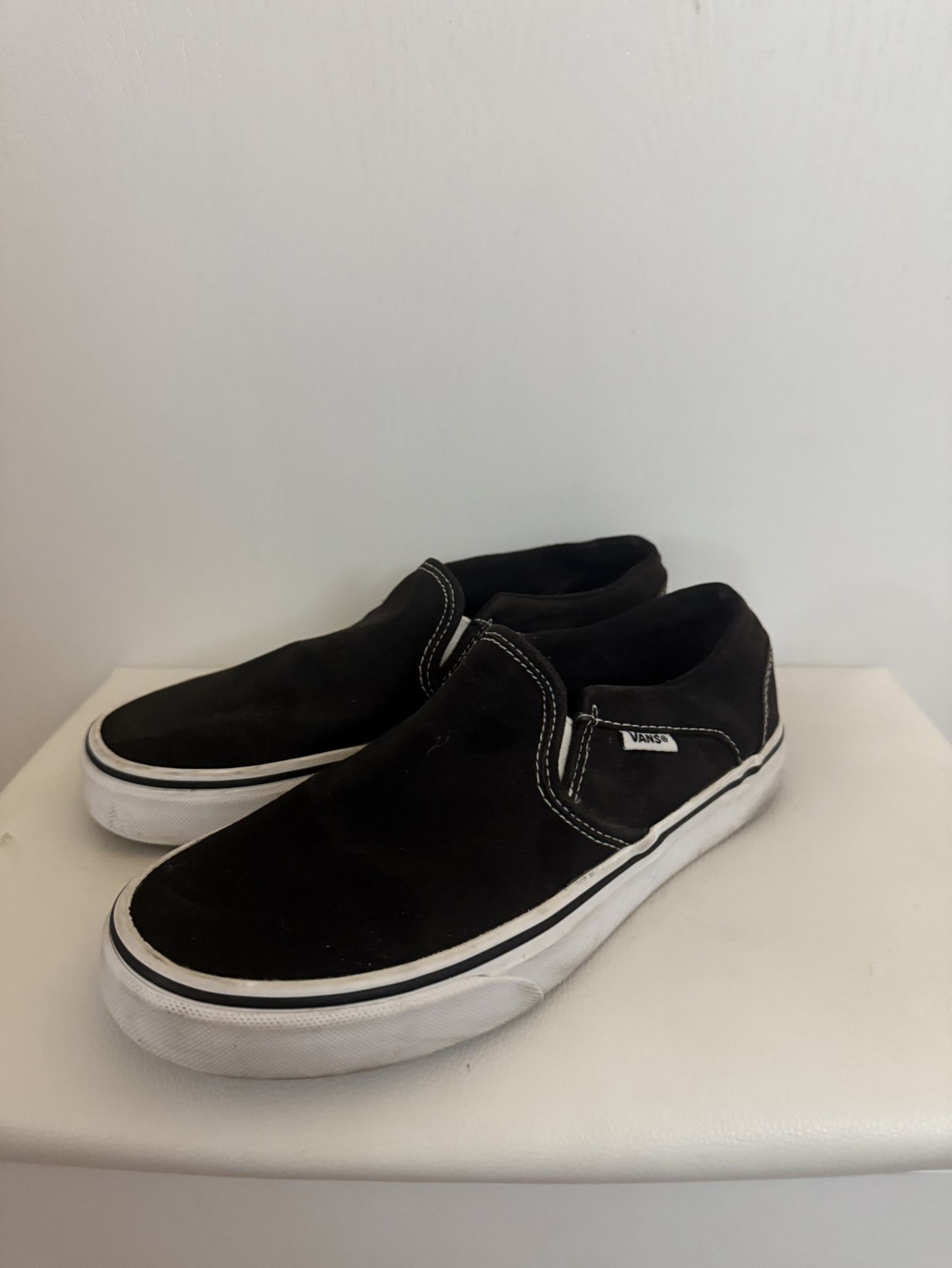 Slip on black vans