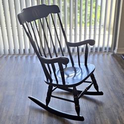 NEW Solid Maple Hardwoods Rocking Chair (University Of Virginia)