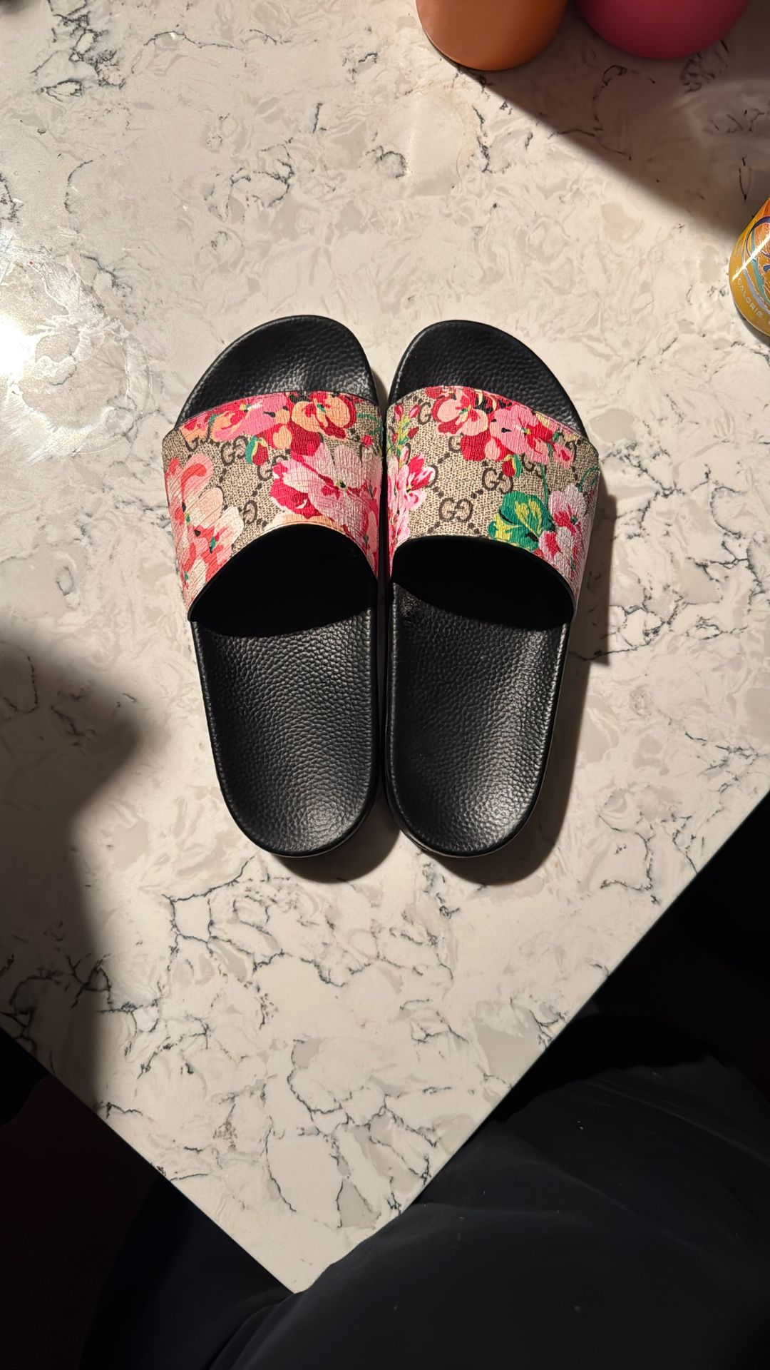 GUCCI SLIDES WOMEN