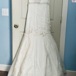 Size 8 Wedding Dress 