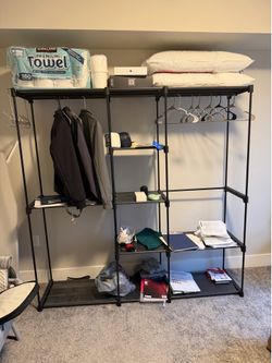 Clothes hanger