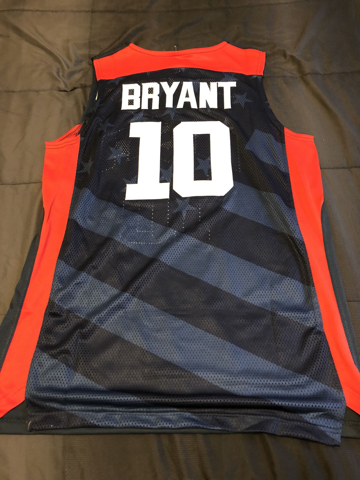 NIKE KOBE BRYANT USA OLYMPIC BASKETBALL JERSEY SIZE LARGE for Sale in  Raleigh, NC - OfferUp