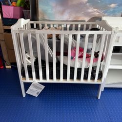 Baby Crib Foldable
