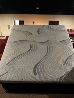 Mattress and mattress toppers