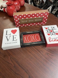 Valentine’s Decor