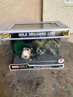 Funko Pop! Movie Moments: Marvel Studios -Hulk Smashing Loki (Box #362)