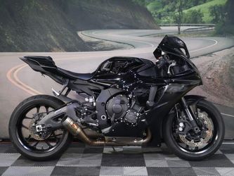 2020 Yamaha YZF-R1