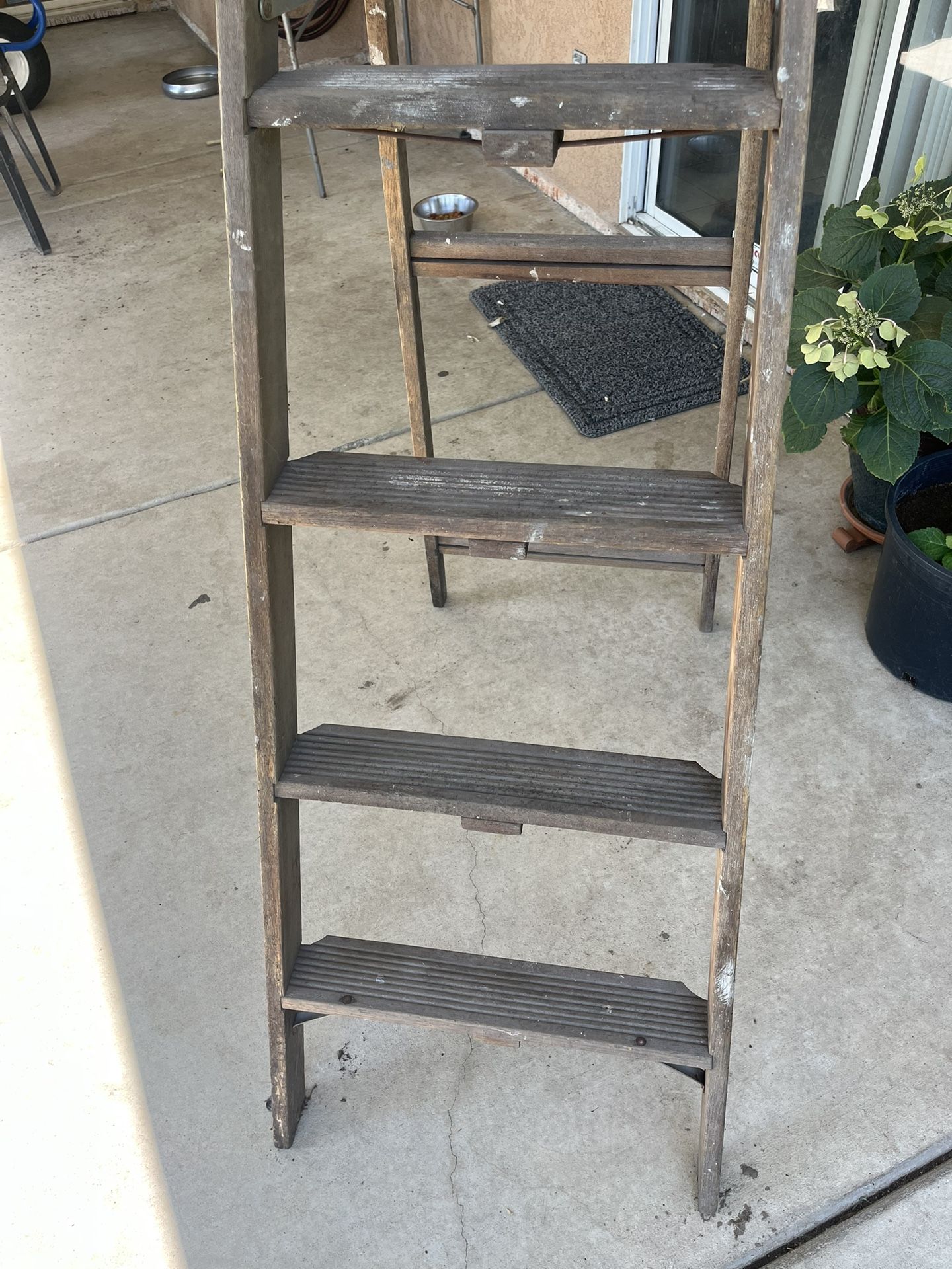 Ladder