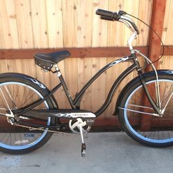 Electra "The Betty" Beach Cruiser Bicycle (USA)