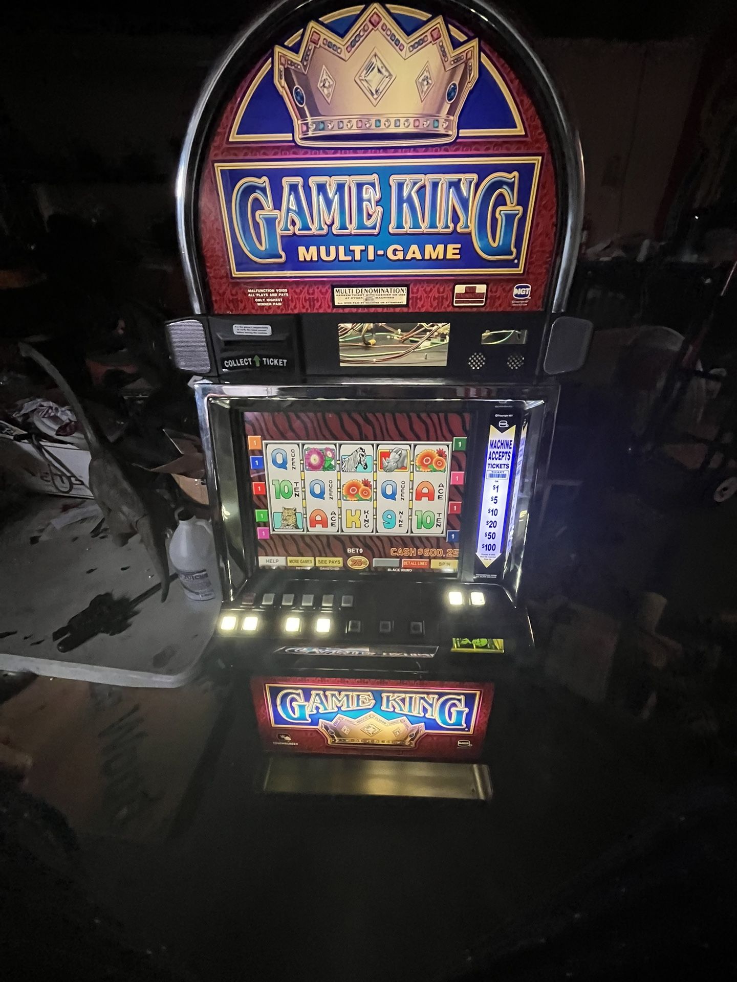 Game king multi game slot machine