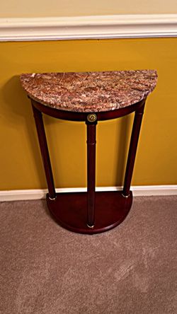 Accent Table