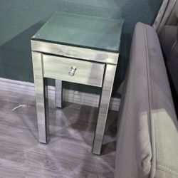 2 Mirror Side Tables 