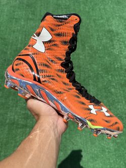 UNDER ARMOUR UA HIGHLIGHT MC “ORANGE / CHROME” FOOTBALL CLEATS (Size 13.5, Men’s)