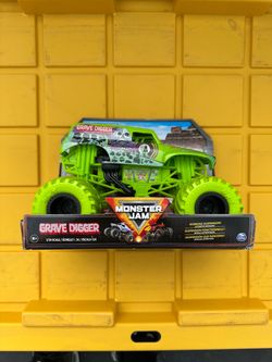 Monster Jam Grave Digger 1:24 Scale Truck