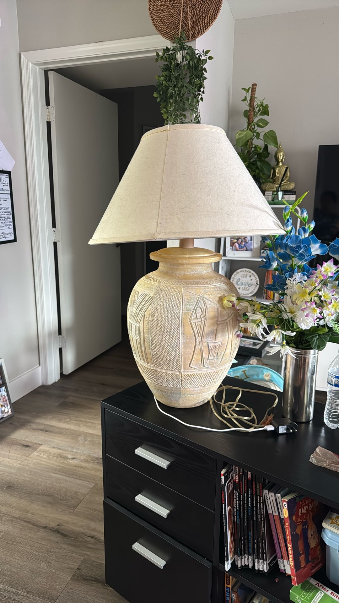 Lamp with esthetic design 