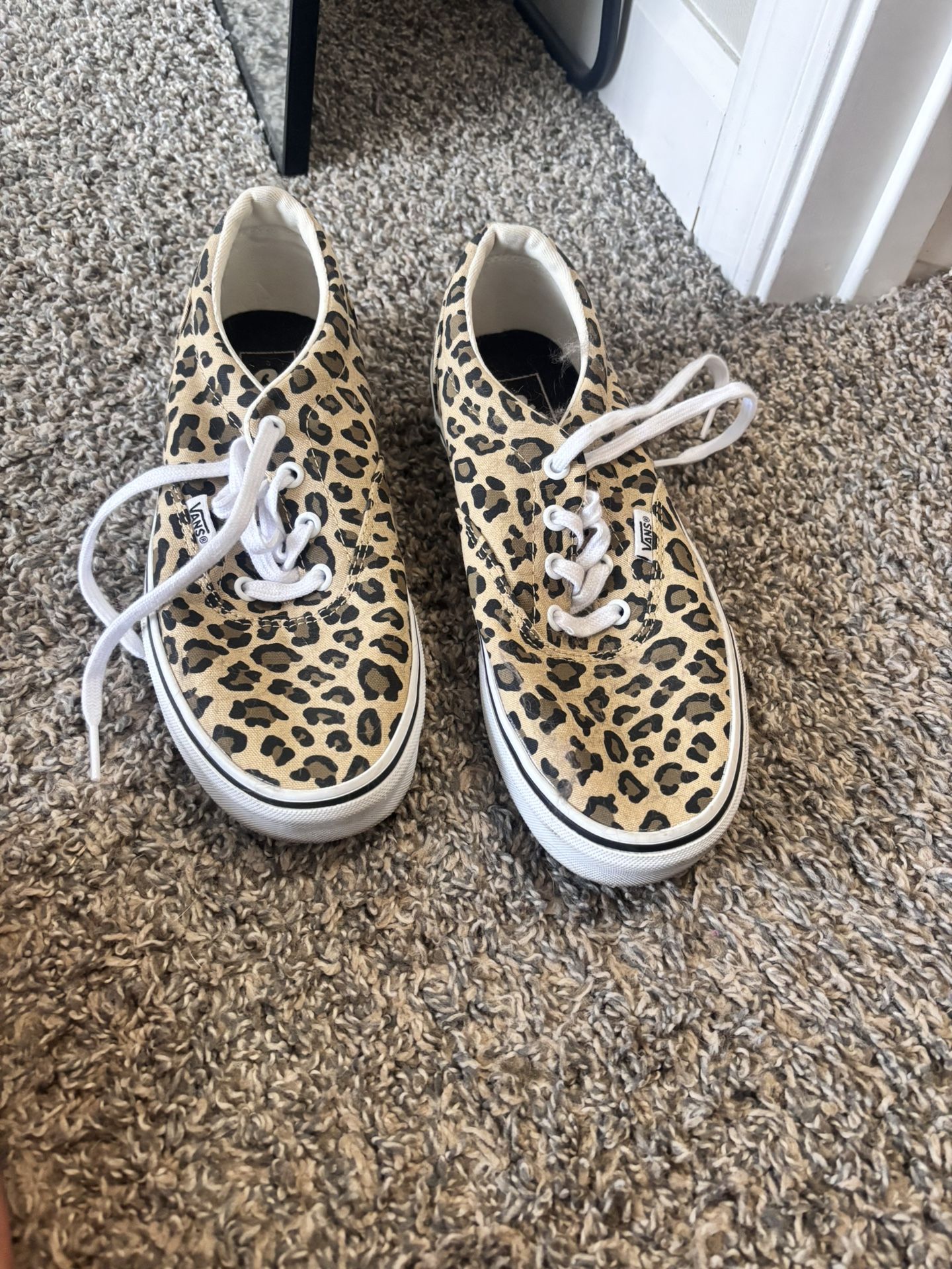 4 Pairs Of Women’s Shoes 