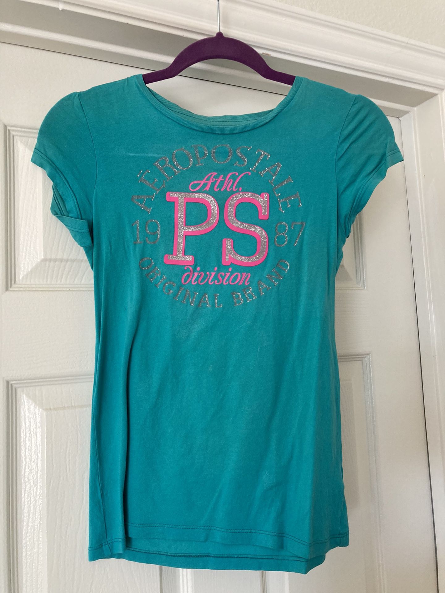 Aeropostale T-shirt Turquoise With Pink And Silver Letters