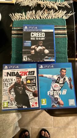 PS 4 3 game bundle