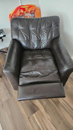 Recliner chair