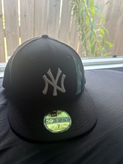 New Era 59Fifty NY Yankees Fitted Hat Size 7