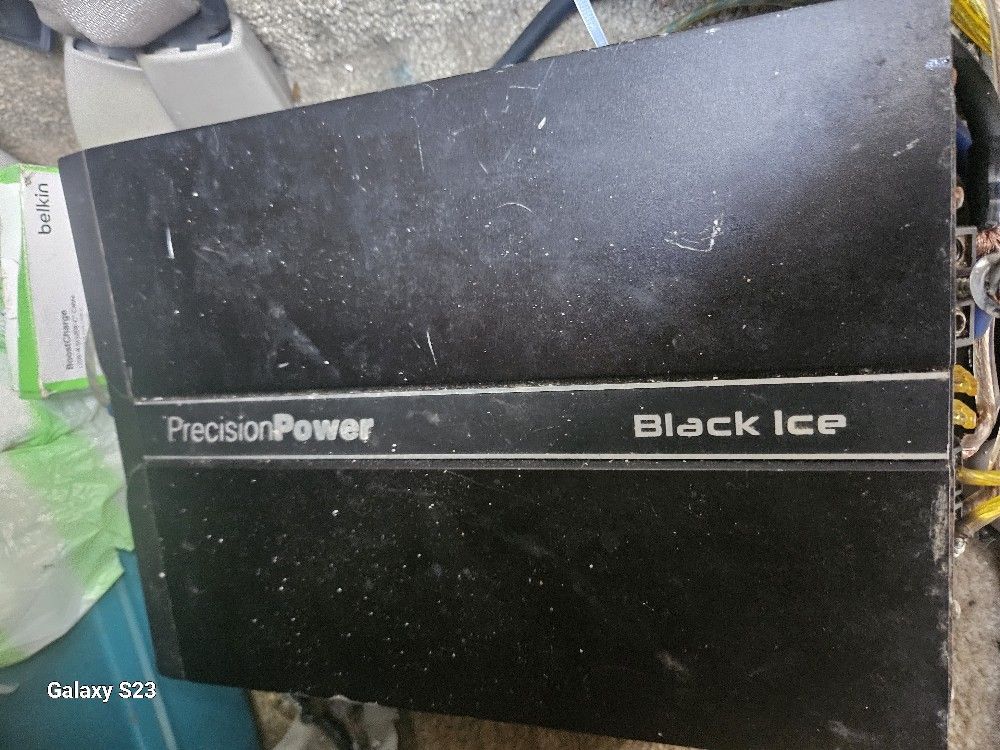 1,000 Watt Amp & 12 Inch Subs