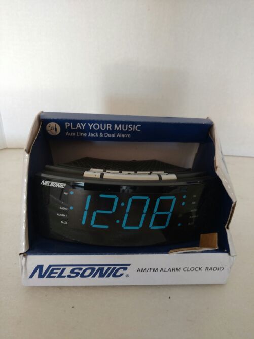 NELSONIC AM/FM Alarm clock Radio