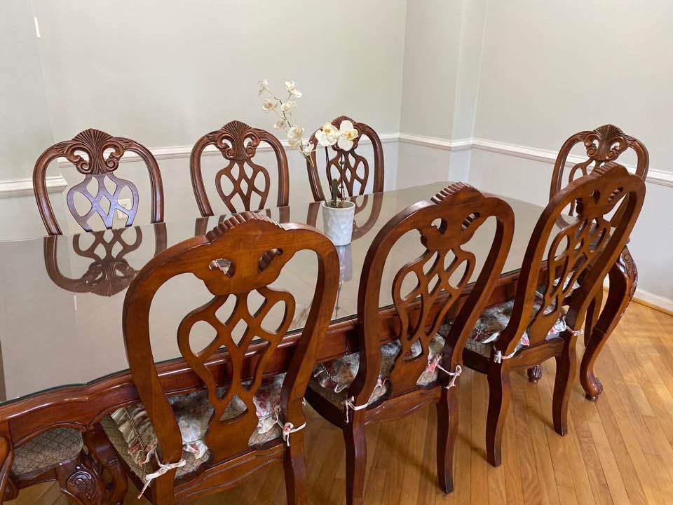 Dining Table with 8 chairs.
