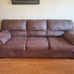 Full Bed Pullout Couch