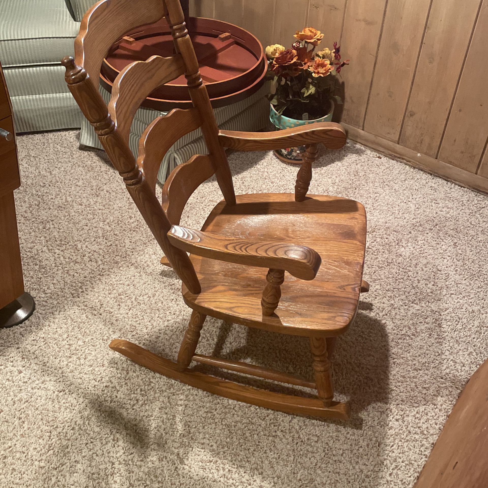 Solid Wood Rocking Chair Good Cond