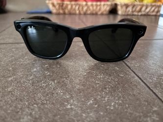Rayban meta glasses