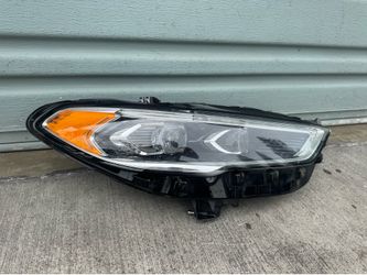 2017-2020 Ford Fusion LED Headlight Right Side Passenger