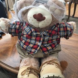 1985 Xavier Roberts beekeeper bear