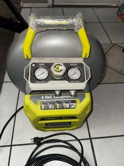 Ryobi 6 Gallon 150 PSI Air Compressor, With 3 Stapler Guns Set