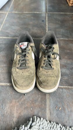 Nike Air Force 1 Low-Top Sneakers