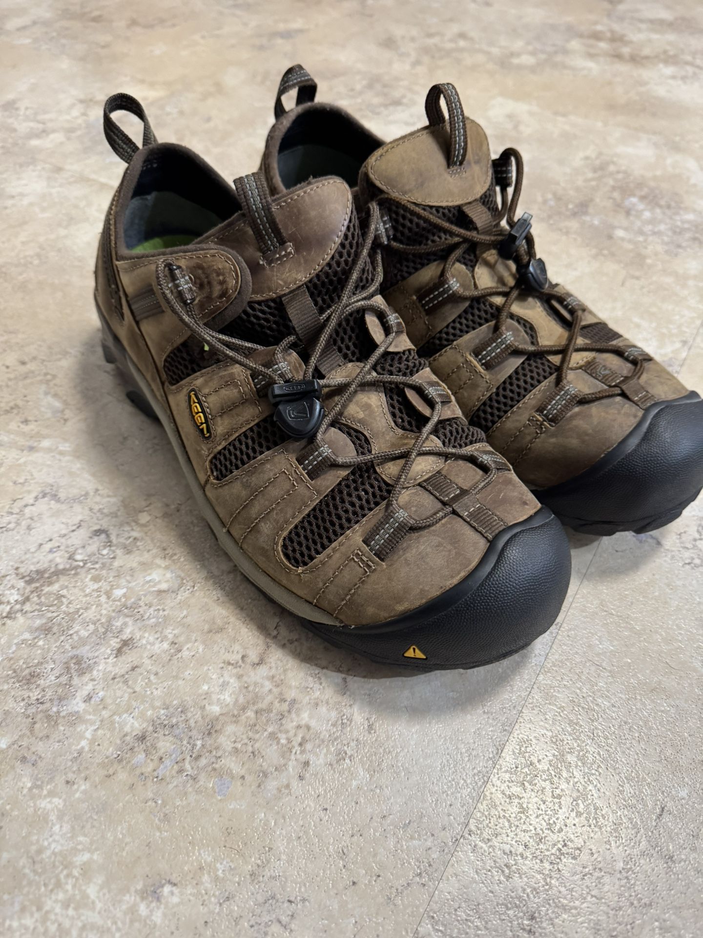 Men’s KEEN Low Hiker Shoe