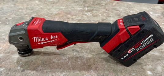 Milwaukee Fuel brushless grinder with Battery