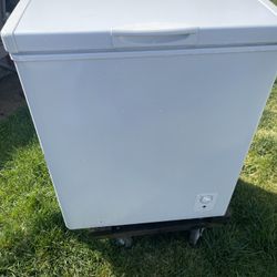 Chest Deep Freezer 