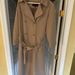 Women’s Rain/Trench Coat - Size 6