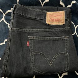 Levi Stratus Jeans 