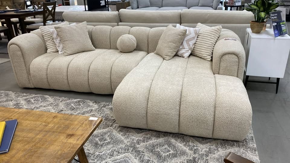 10 By 5 Feet Beige Sofa Chaise 