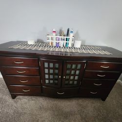 Solid Wood Dresser, 7 Drawers with 2 Shelves