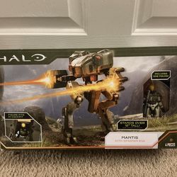 HALO Deluxe Figure UNSC Mantis and Spartan EVA Armor Defense System